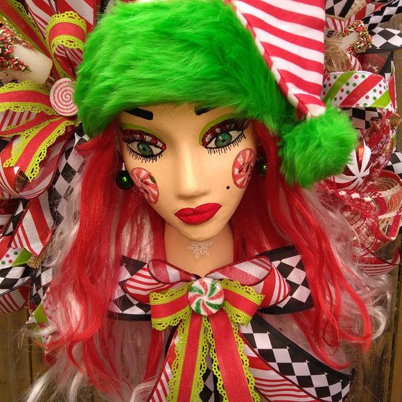 Peppermint Mannequin Head Wreath,Elf Wreath,Christmas Wreath,Santa Diva,Winter - Picture 6 of 11